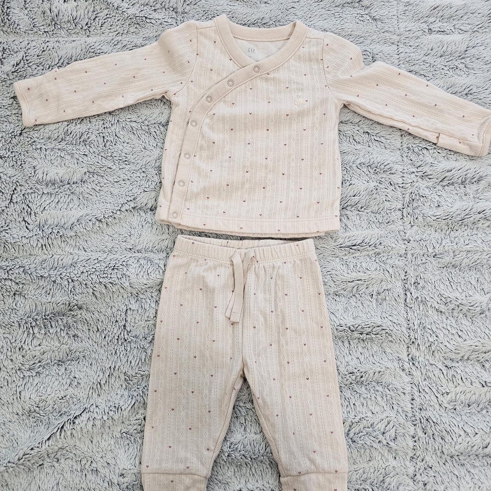 GAP Kids Matching Set in Light Pink